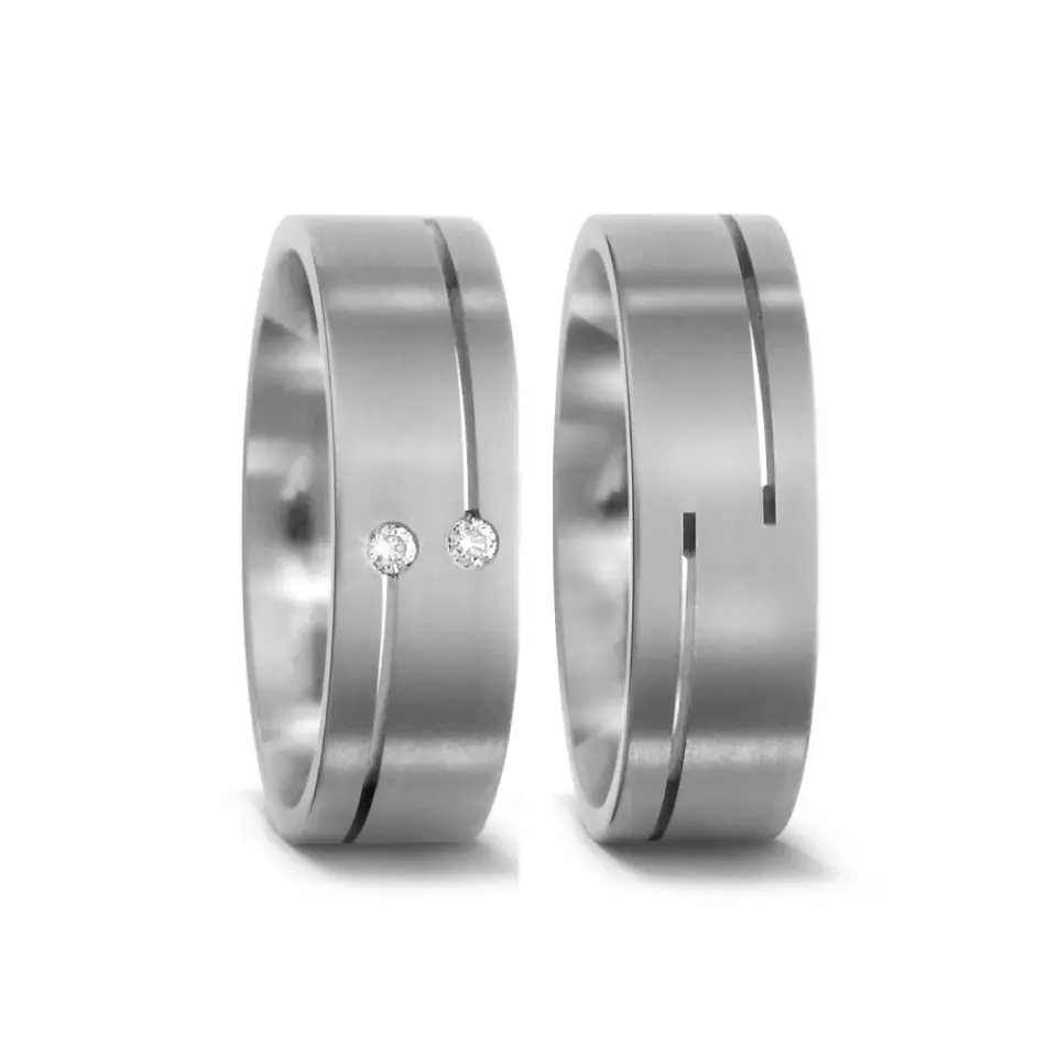 Alianzas de boda de titanio con diamantes