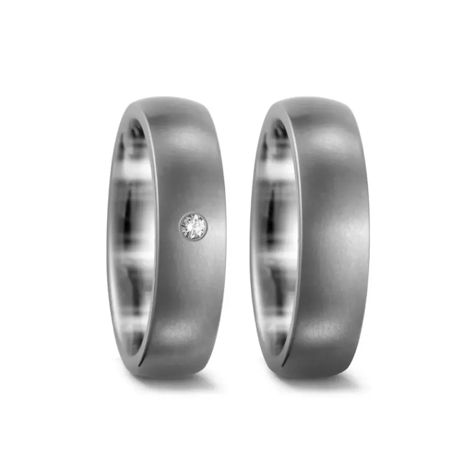 Alianzas de boda de titanio con diamante