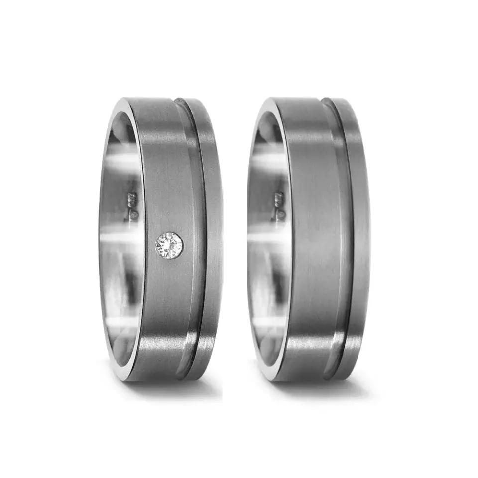 Alianzas de boda de titanio con diamante