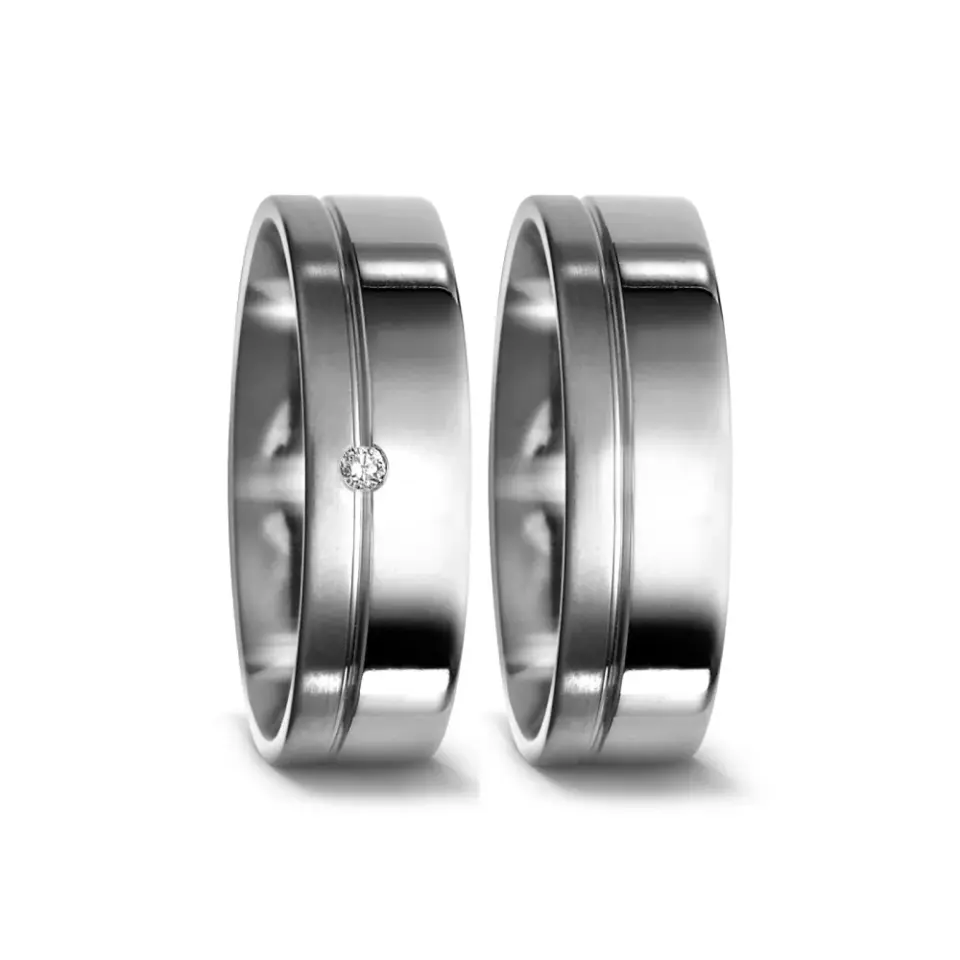 Alianzas de boda de titanio con diamante