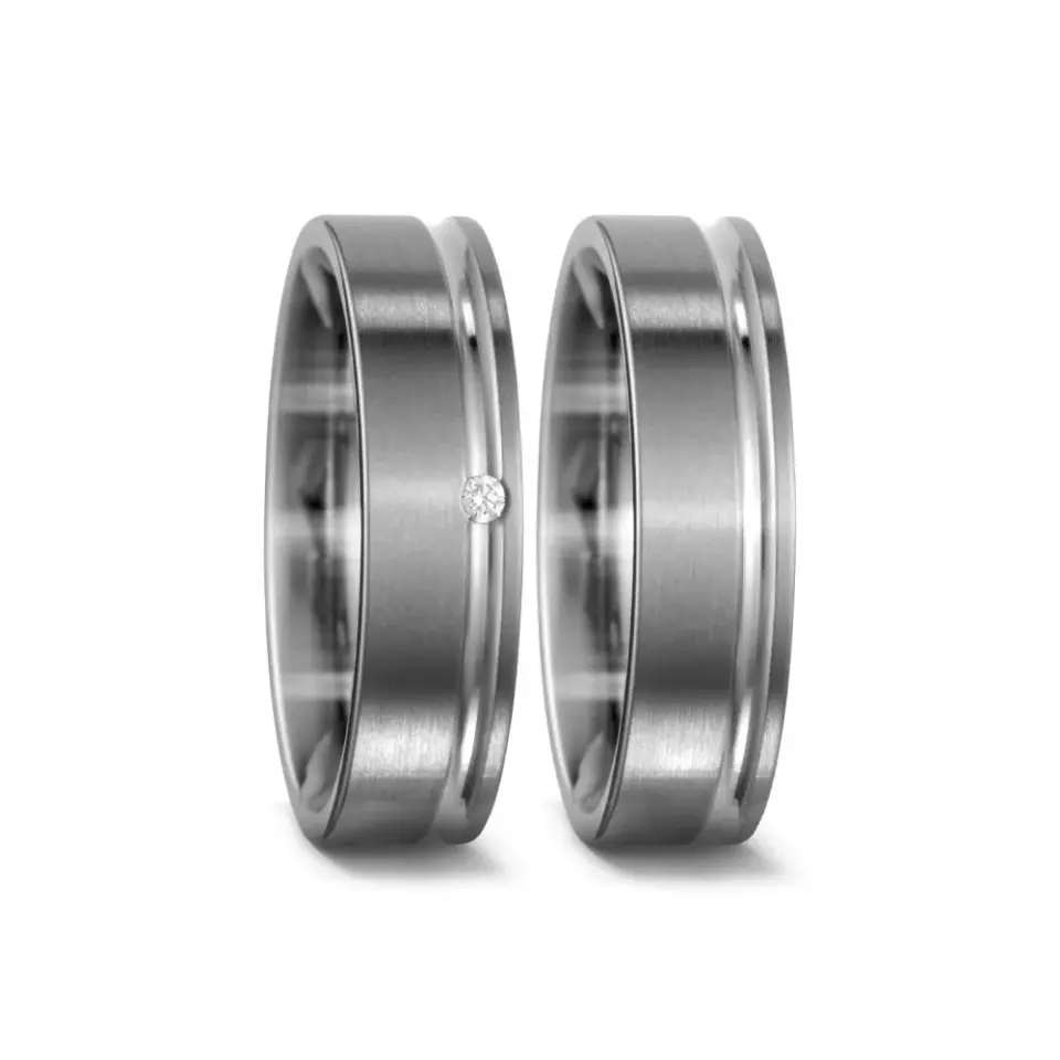 Alianzas de boda de titanio con diamante