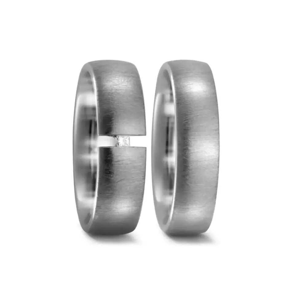 Alianzas de boda de titanio con diamante