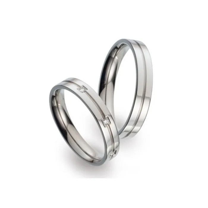 Alianzas de boda de titanio con diamantes