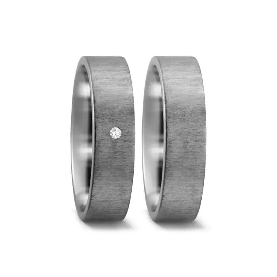 Alianzas de boda de titanio con diamante