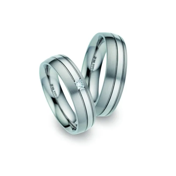 Alianzas de boda de titanio y platino con diamante