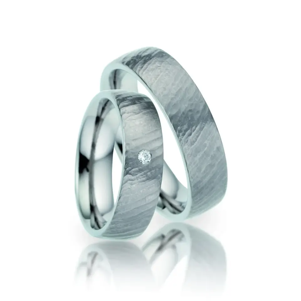 Alianzas de boda de titanio con diamante