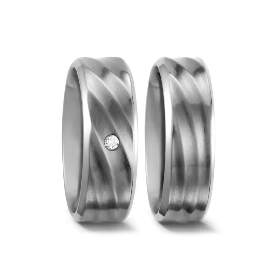 Alianzas de boda de titanio con diamante
