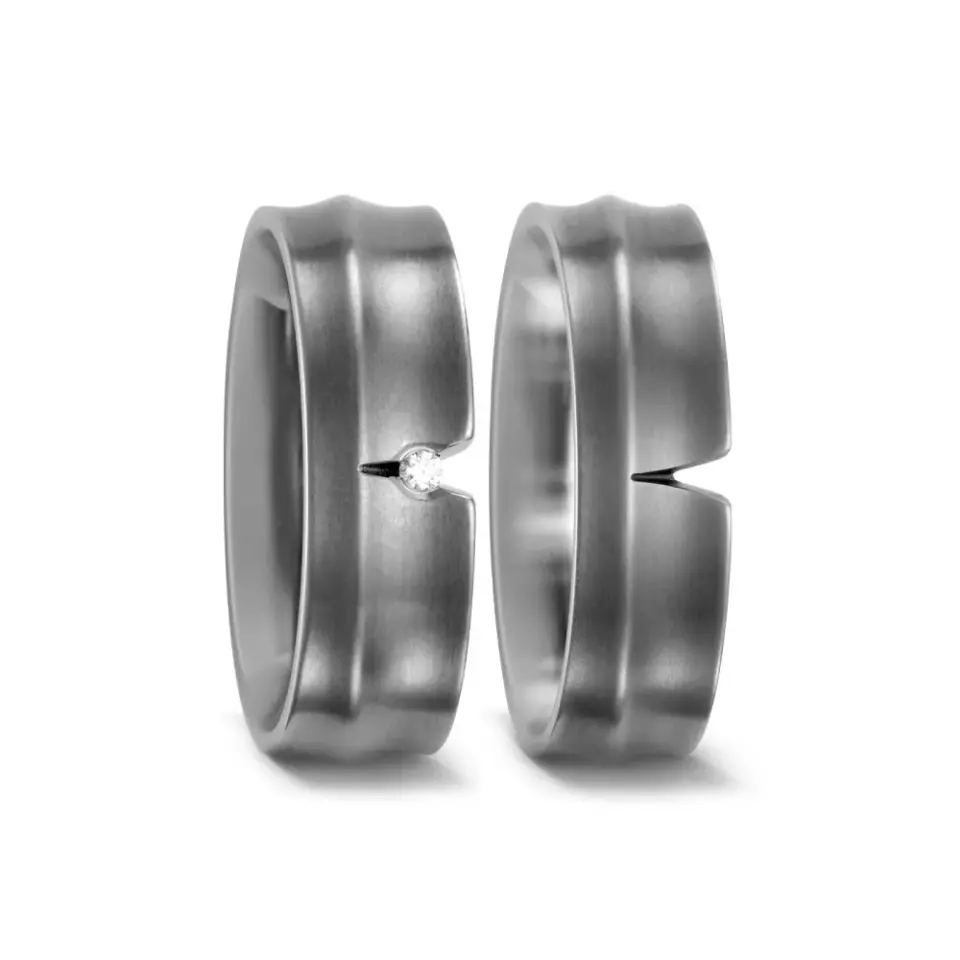 Alianzas de boda de titanio con diamante