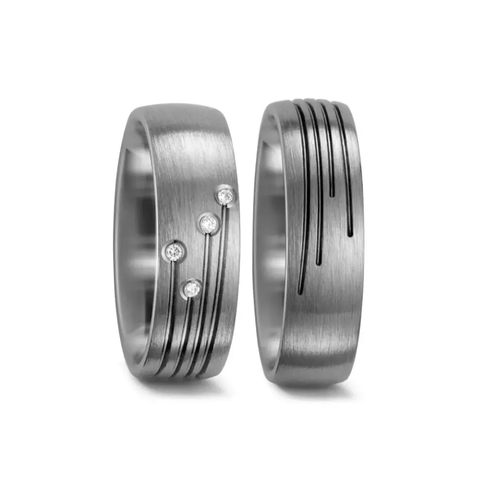 Alianzas de boda de titanio con diamantes