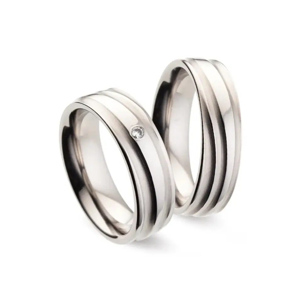 Alianzas de boda de titanio con diamante