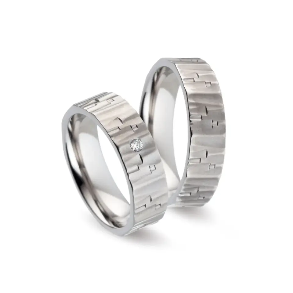 Alianzas de boda de titanio con diamante