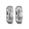 Alianzas de boda de titanio con diamantes