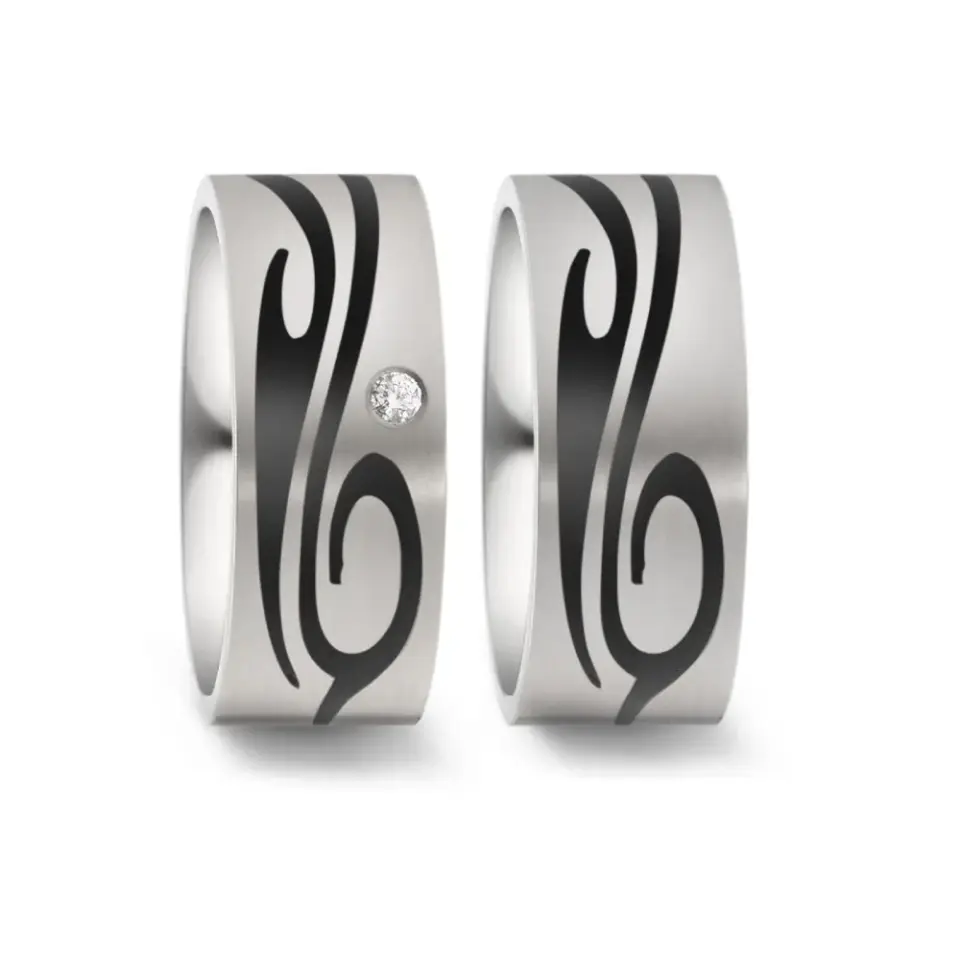 Alianzas de boda de titanio y carbono con diamante