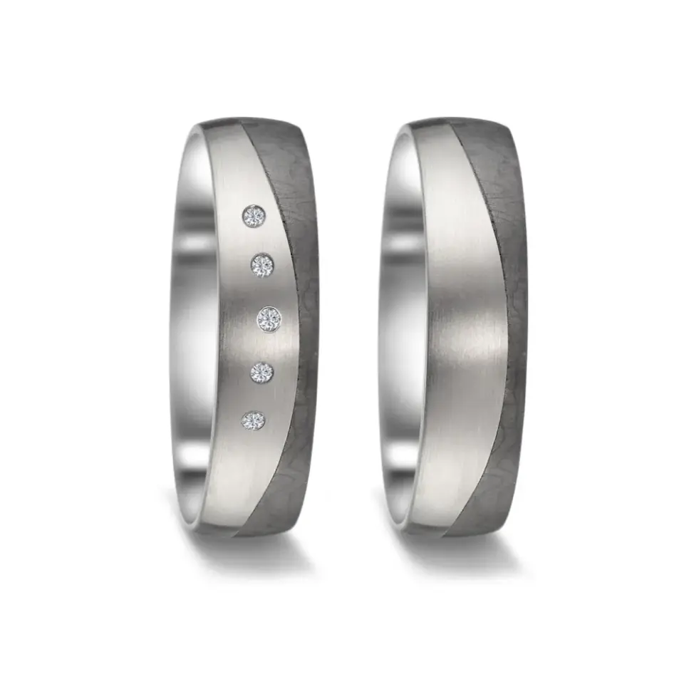 Alianzas de boda de titanio y carbono con diamantes
