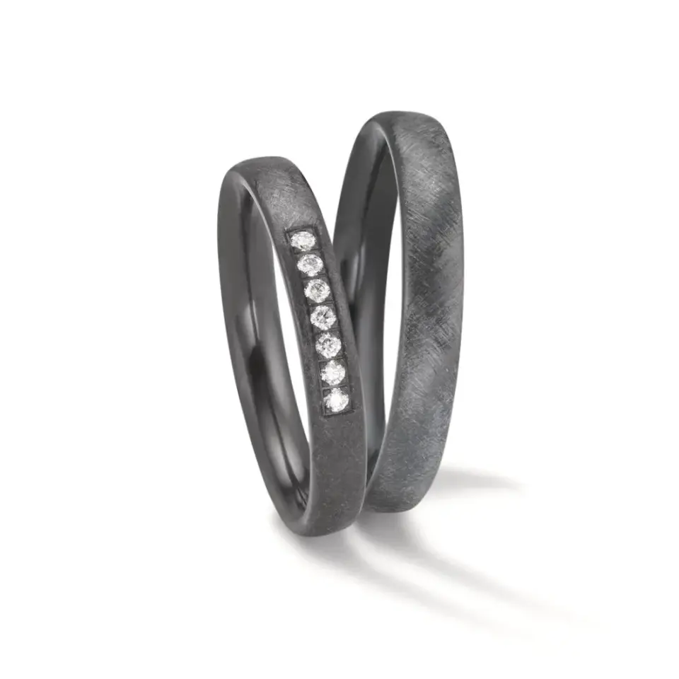 Alianzas de boda de zirconio con diamantes