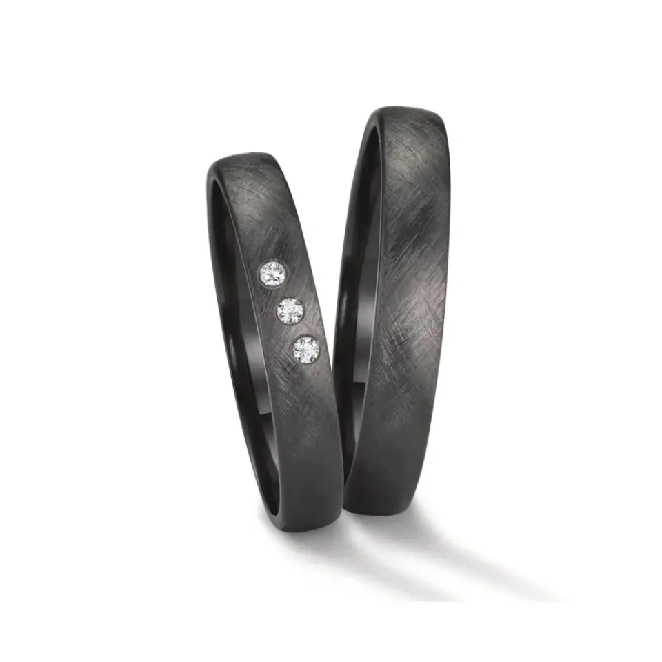 Alianzas de boda de zirconio con diamantes