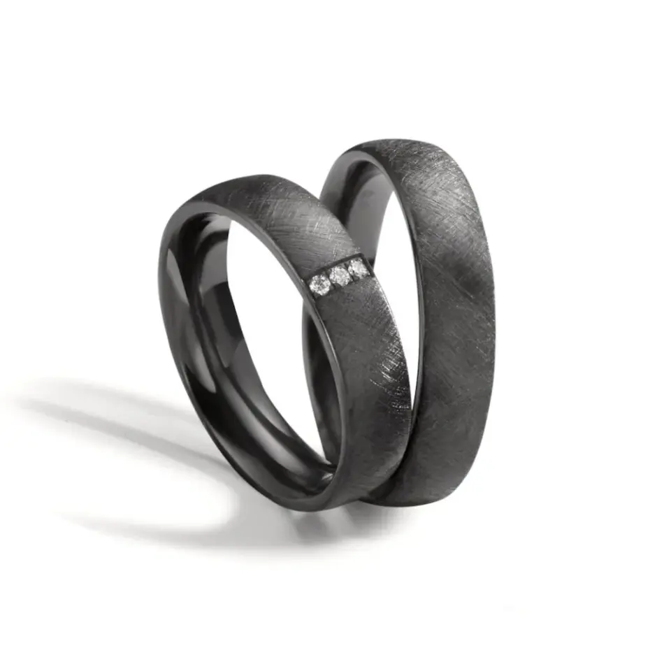Alianzas de boda de zirconio con diamantes