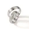 Alianzas de boda de plata con diamante