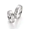 Alianzas de boda de plata con diamante