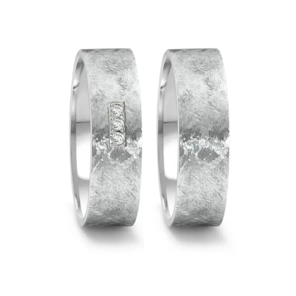 Alianzas de boda de acero con diamantes