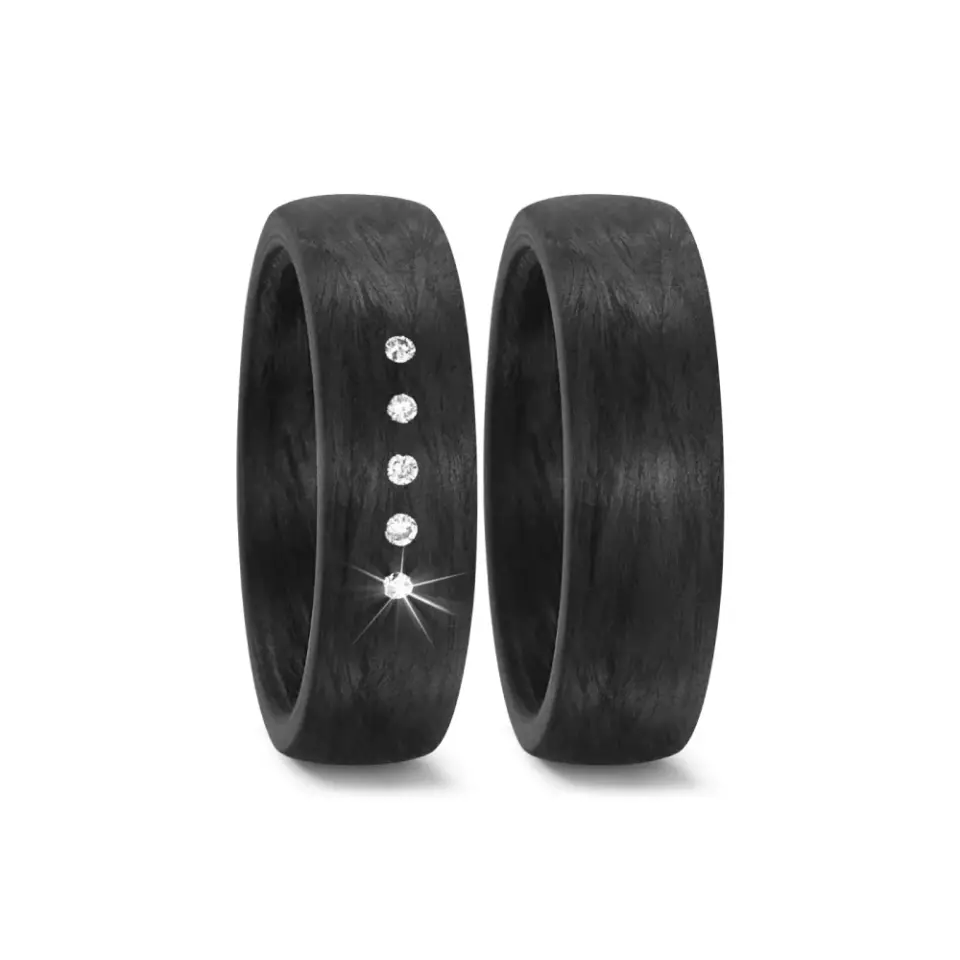 Alianzas de boda de carbono con diamantes
