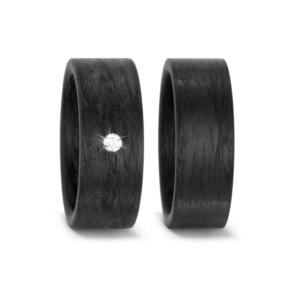 Alianzas de boda de carbono con diamante