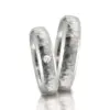 Alianzas de boda de acero con diamante
