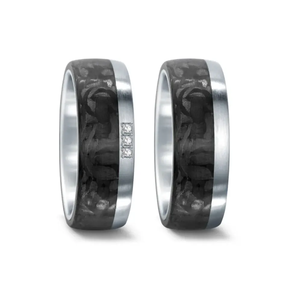 Alianzas de boda de acero y carbono con diamantes