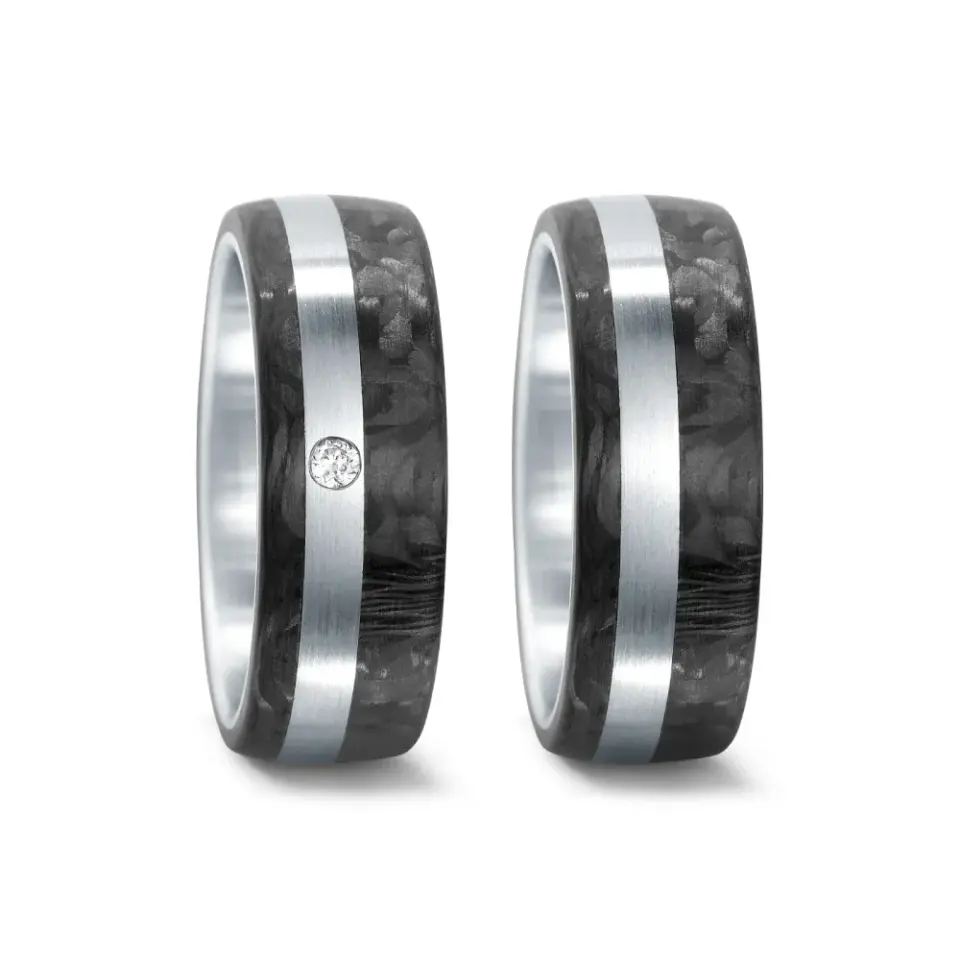 Alianzas de boda de acero y carbono con diamante