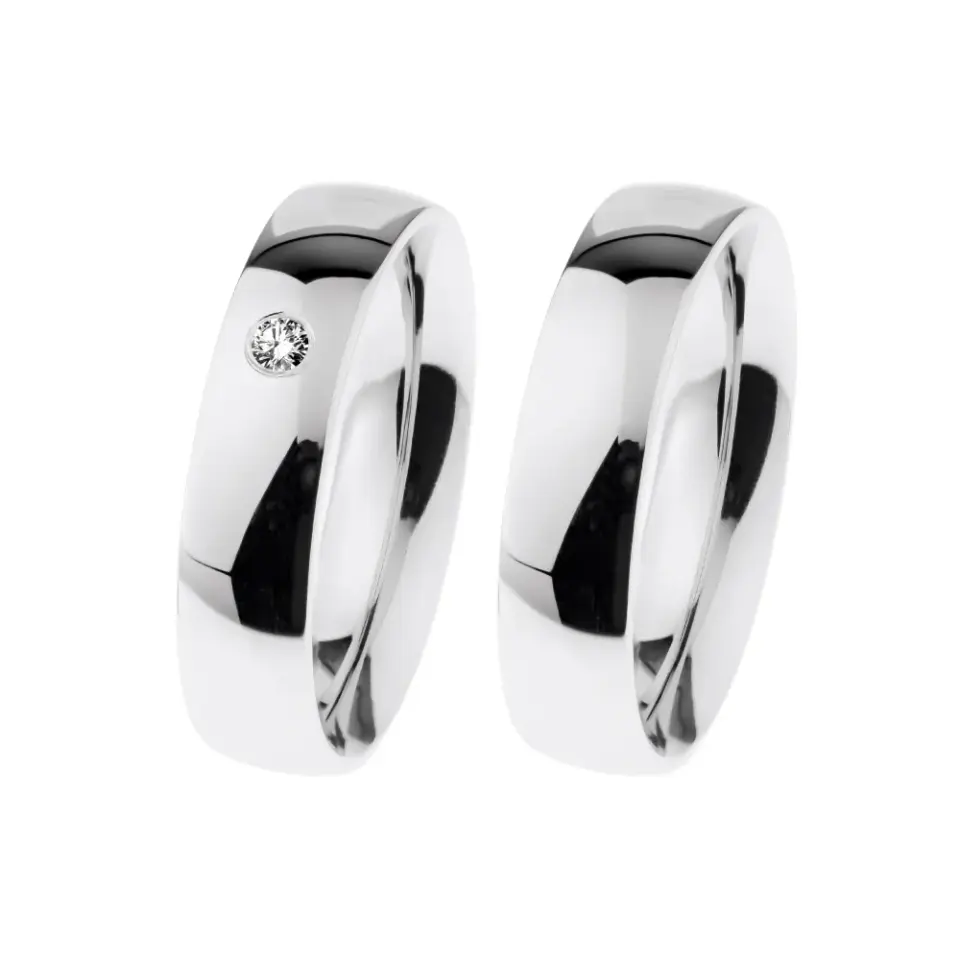 Alianzas de boda de acero con diamante