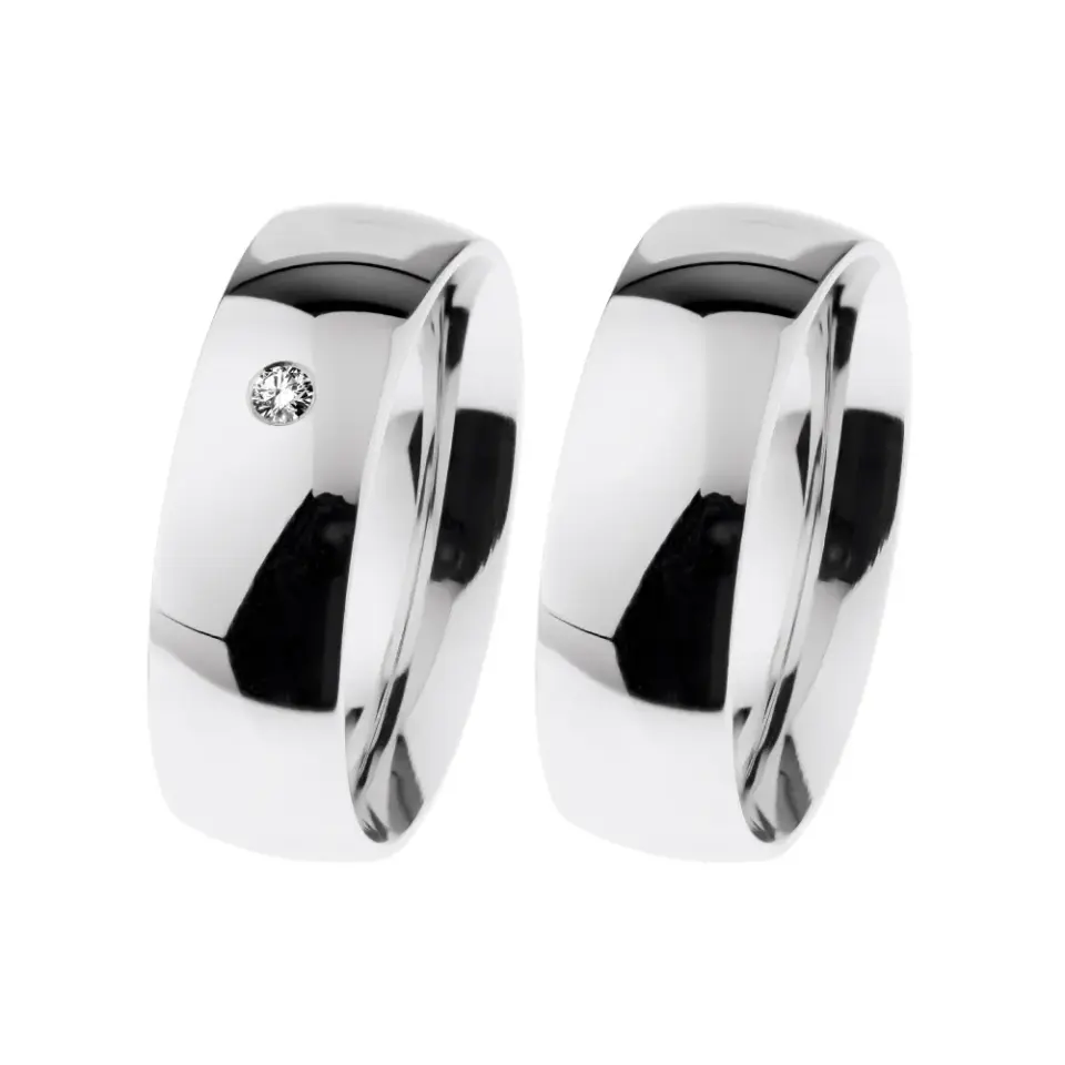 Alianzas de boda de acero con diamante