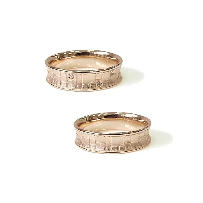Alianzas de boda de oro rosado con diamantes