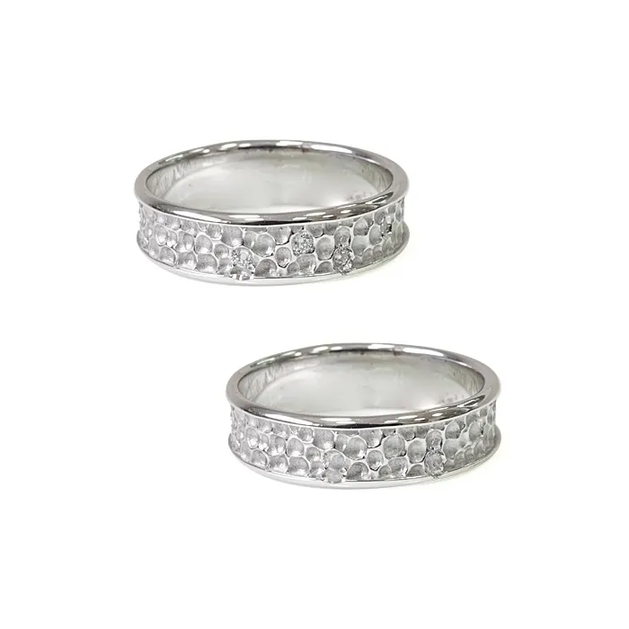 Alianzas de boda de oro blanco con diamantes