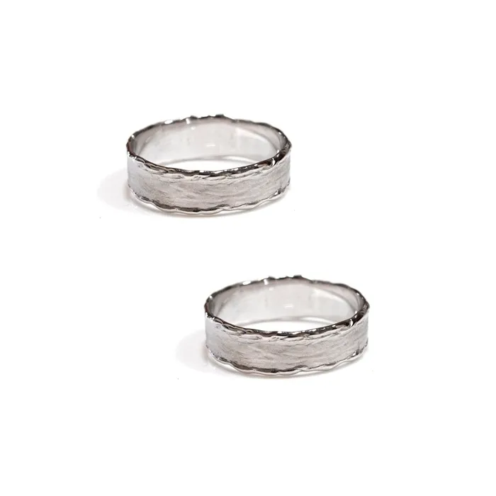 Alianzas de boda de oro blanco
