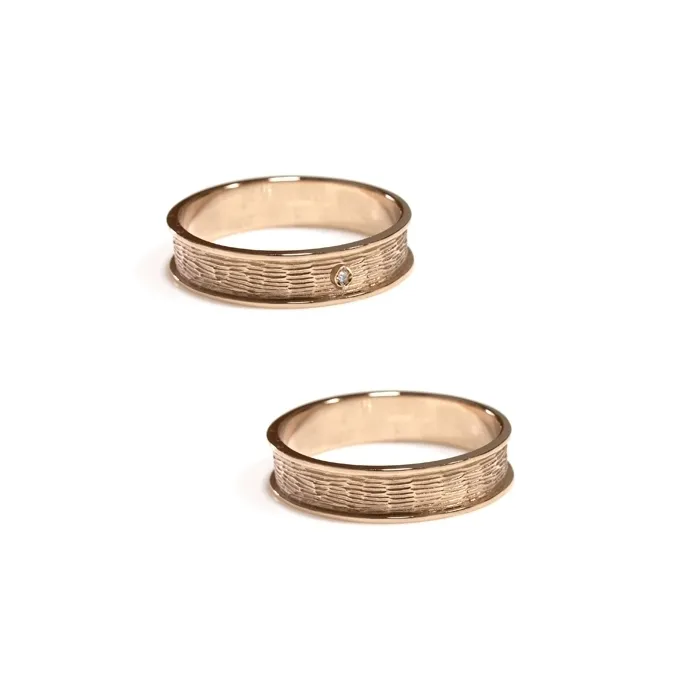 Alianzas de boda de oro rosado con diamante