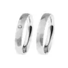 Alianzas de boda de acero con diamante