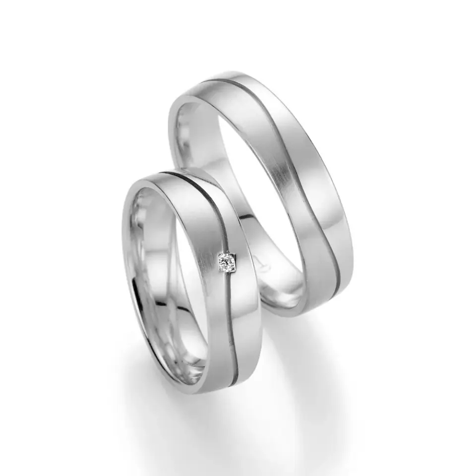 Alianzas de boda de paladio con diamante