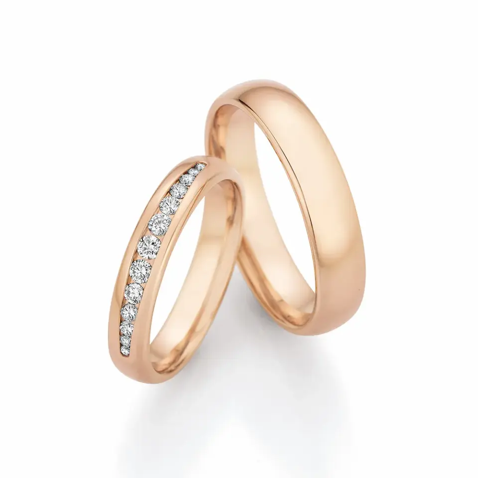 Alianzas de boda de oro champagne con diamantes
