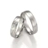 Alianzas de boda de paladio con diamantes
