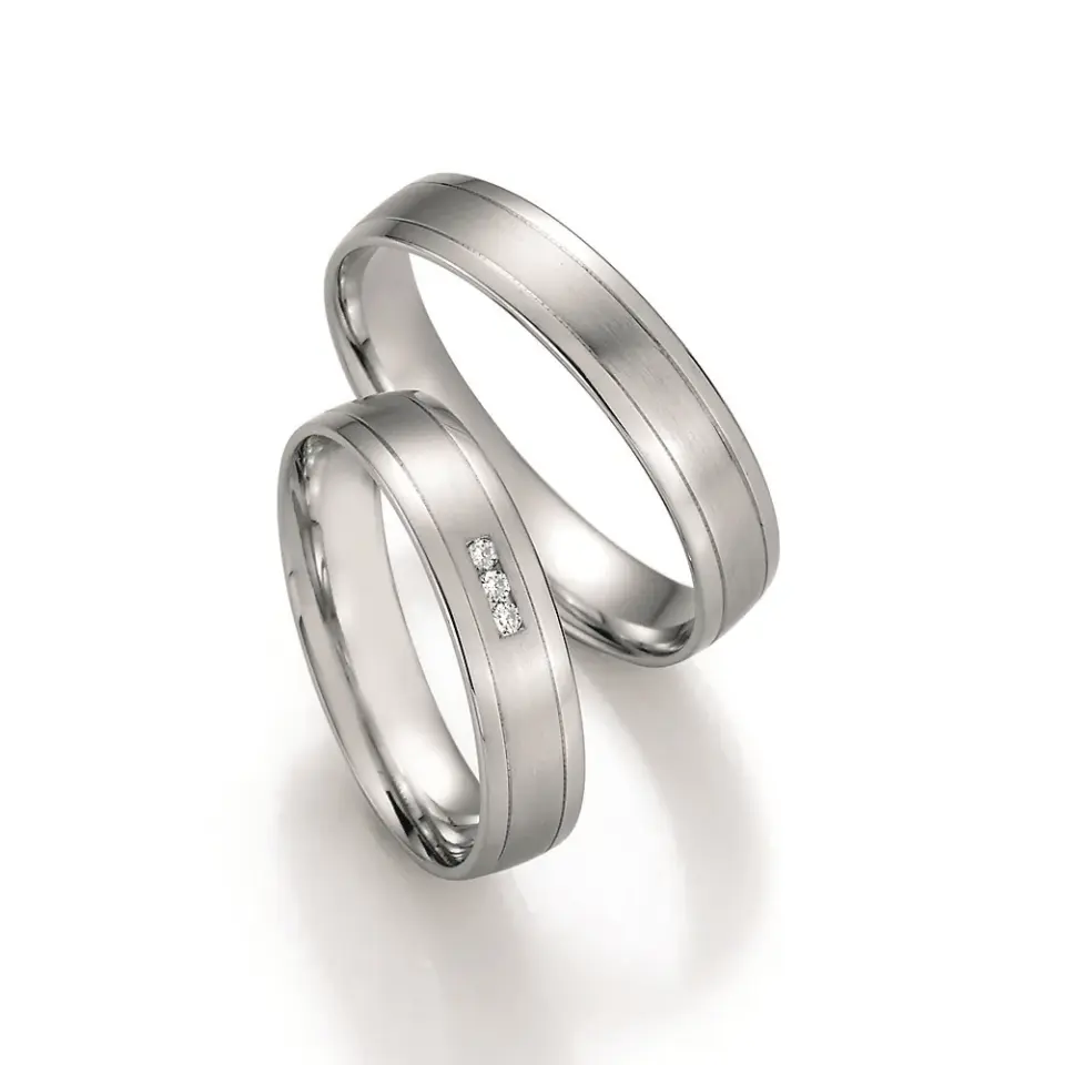 Alianzas de boda de paladio con diamantes