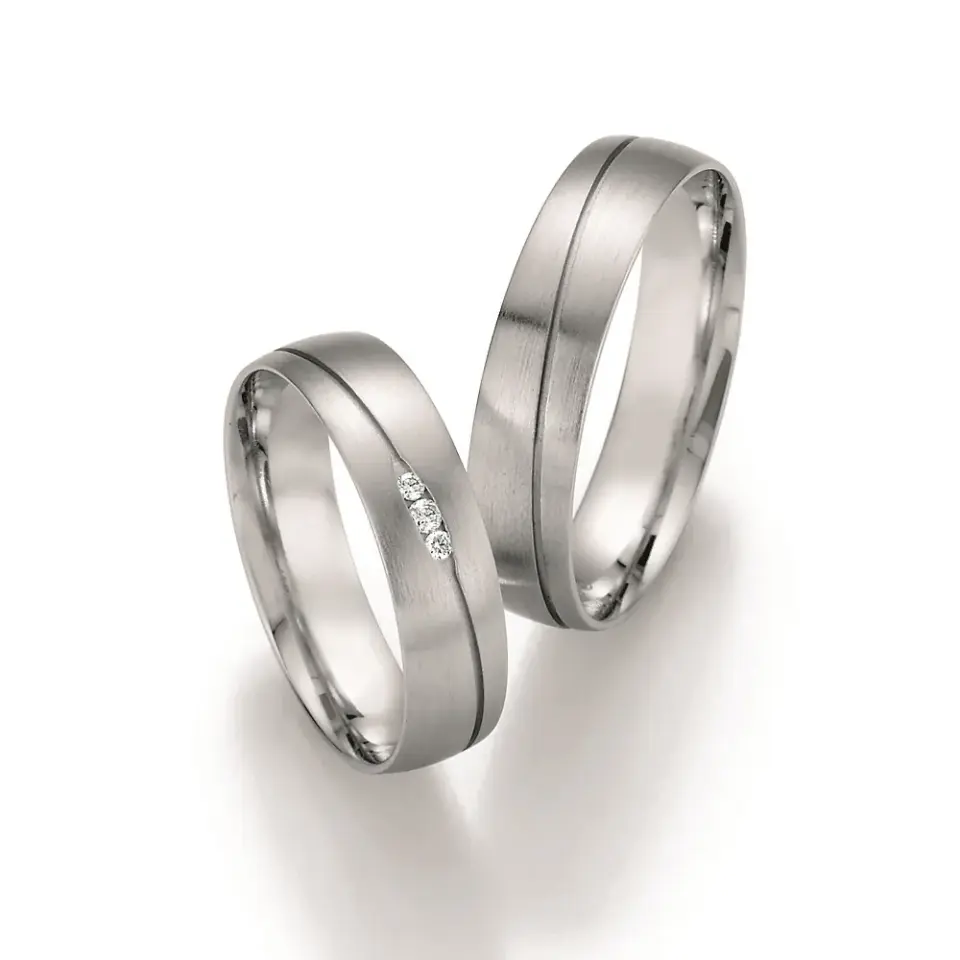 Alianzas de boda de paladio con diamantes