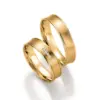 Alianzas de boda de oro amarillo con diamantes