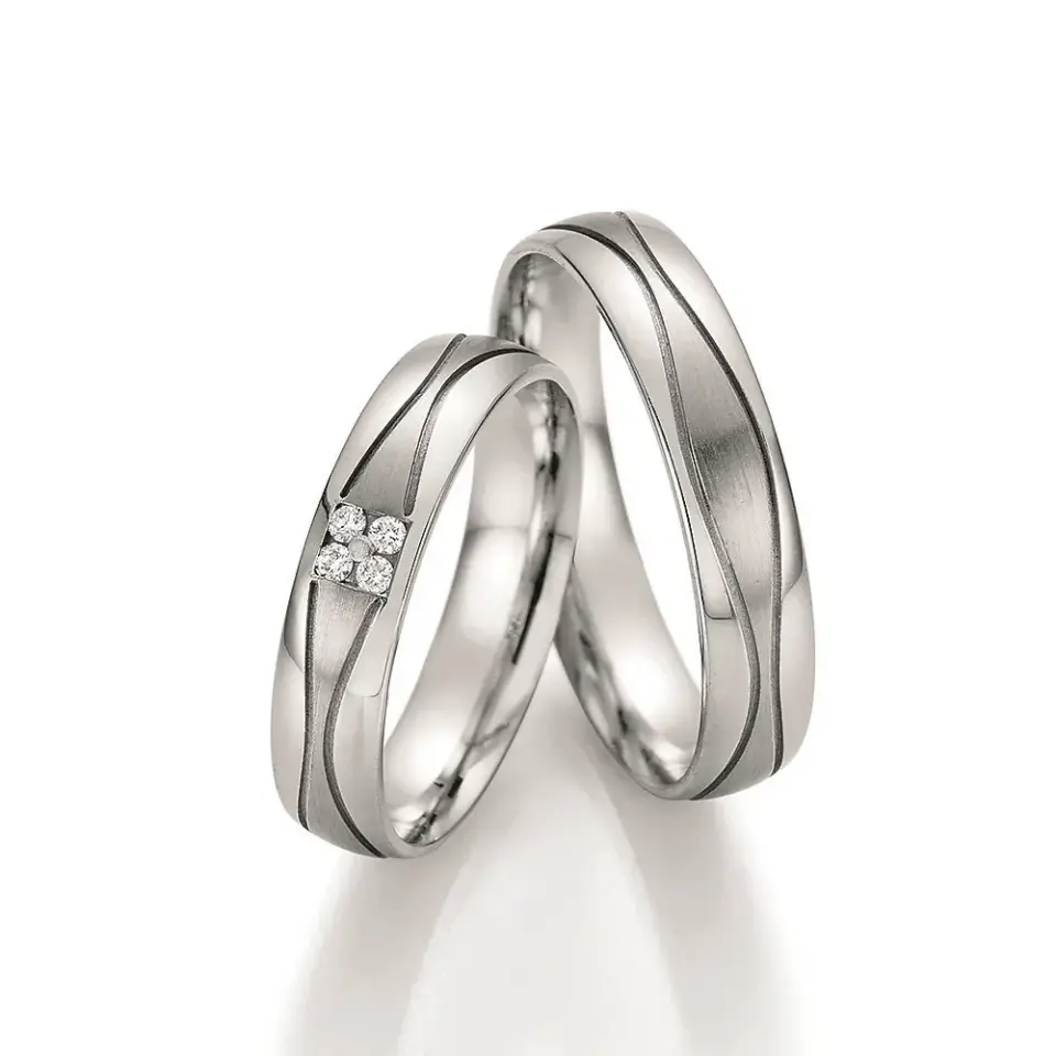 Alianzas de boda de paladio con diamantes