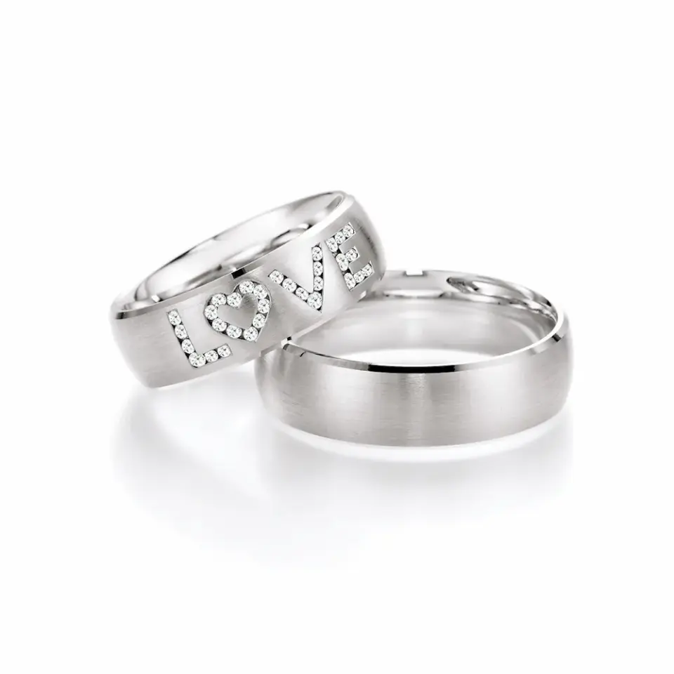 Alianzas de boda de paladio con diamantes