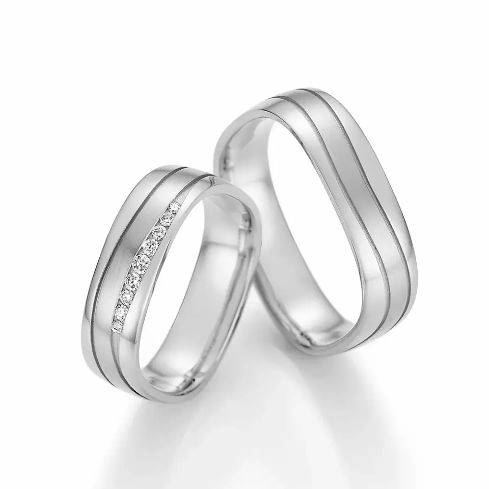 Alianzas de boda de paladio con diamantes