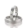 Alianzas de boda de plata con diamante