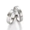 Alianzas de boda de plata con diamante