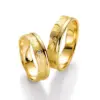 Alianzas de boda de oro amarillo con diamante