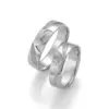 Alianzas de boda de plata con diamante