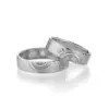 Alianzas de boda de plata con diamante